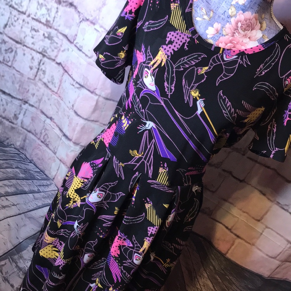 LuLaroe 3x Amelia dress Disney brand!